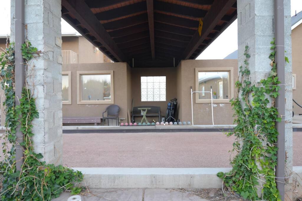 Tacit Shadow Resort Shangri-La King Suite, Gym, Coffee Bar, Hot-Tub, Free Laundry, Food Available Parowan Exteriör bild
